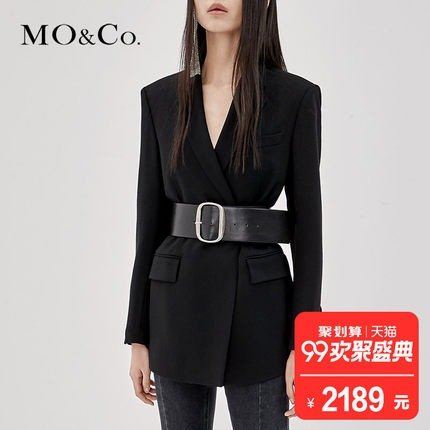 MOCO2018秋季新品复古翻领纯色羊织西装外套MA183JKT116 摩安珂