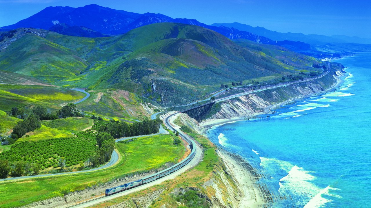 美国超壮观的海岸火车路线，坐海岸星光号领略别样西岸游