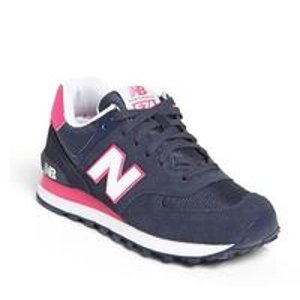 New Balance '574' 女款运动鞋热卖
