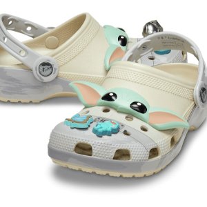 超可爱的亲子鞋~Crocs X STAR WARS 联名款上新