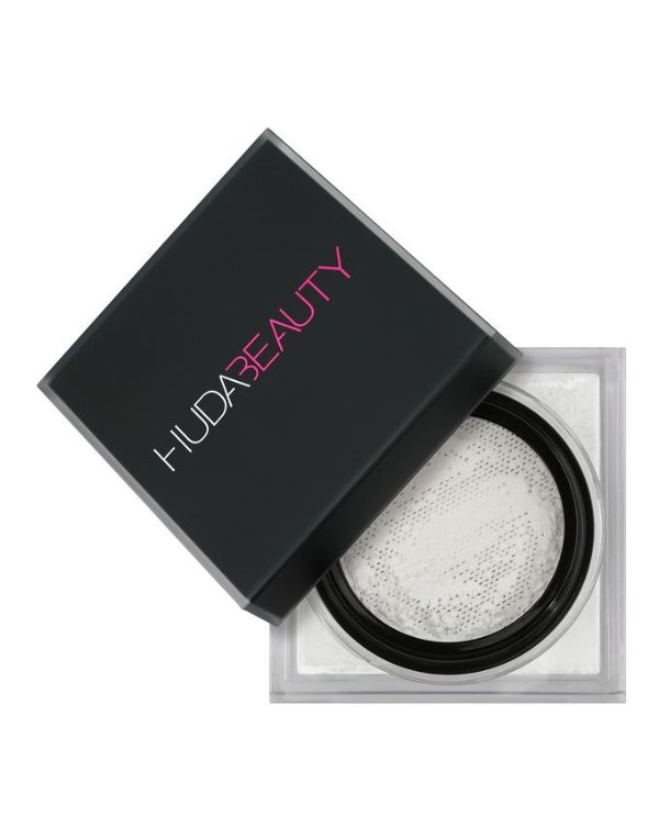 Huda Beauty | Easy Bake Loose Powder | Cult Beauty