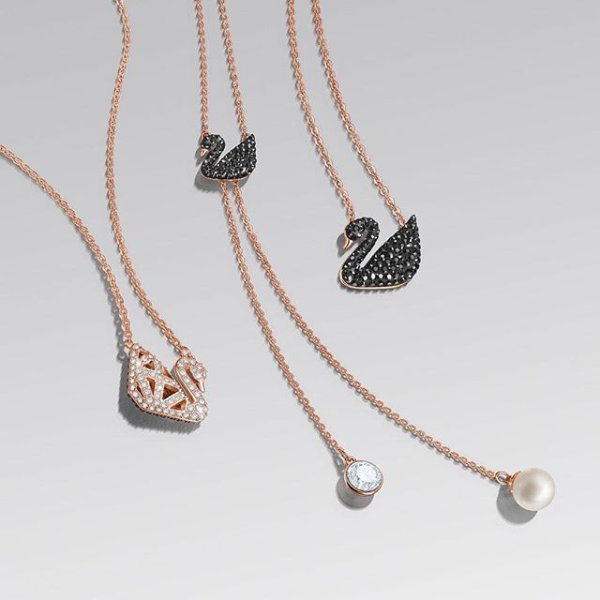 Iconic Swan Double Y Necklace - Rose Gold