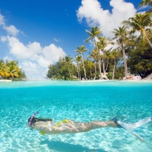 8- or 10-Day French Polynesia Vacation with Hotels and Air