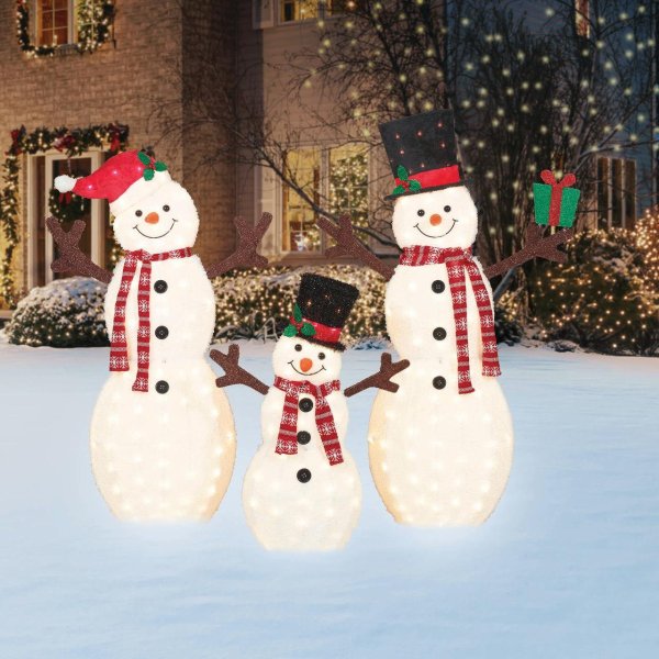 Set Of 3 Fluffy Snowman Family
