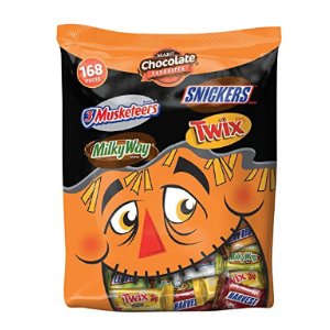 Select Halloween Candy and Chocolate @ Amazon.com