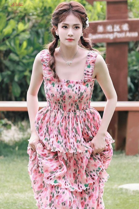 Floral Print Smocked Plisse Georgette Midi Dress