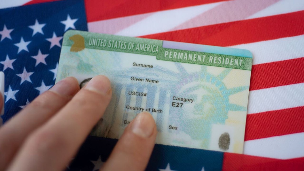 持美国绿卡可以免签哪些国家？“中国护照+绿卡”免签国家及地区一览