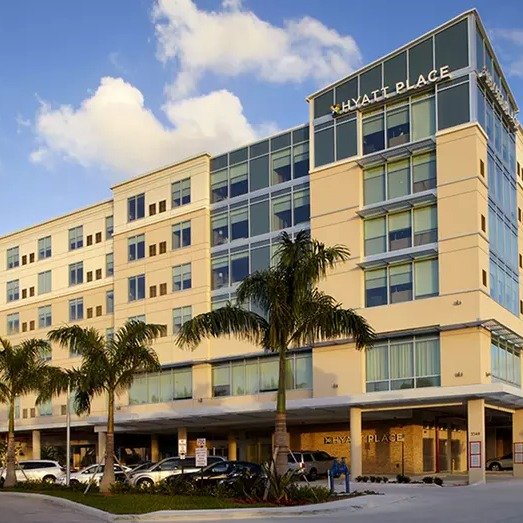 Stay with Parking and Welcome Drinks at Hyatt Place Miami Airport-East in Florida