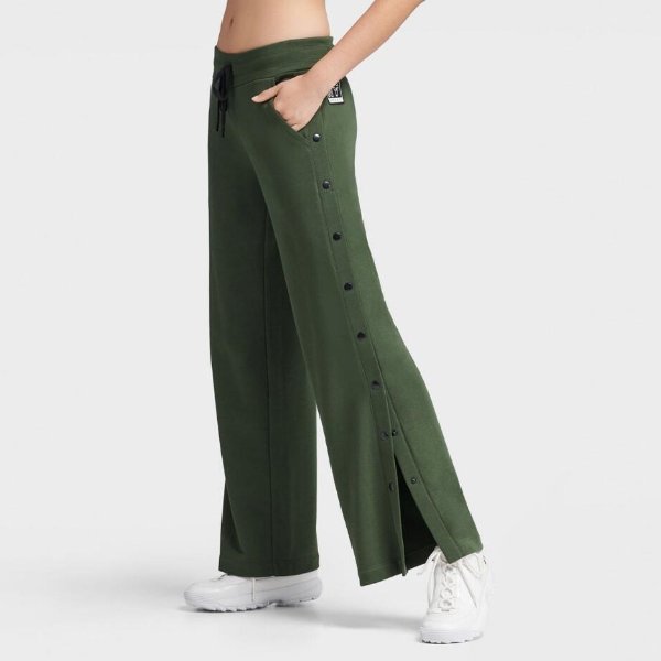橄榄绿色阔腿裤
