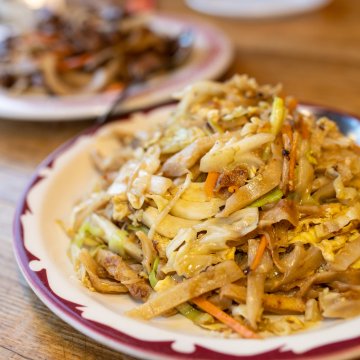 东海园 - Wang's Chinese Cuisine - 波士顿 - Somerville - 推荐菜：素炒饼