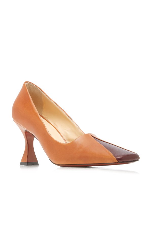 Duck Two-Tone Leather Pumps