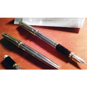 Cross Bailey Medium Point Chrome Fountain Pen with 6 Black Ink Cartridges