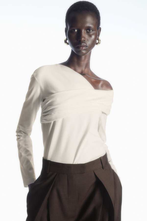 GATHERED OFF-THE-SHOULDER ASYMMETRIC TOP