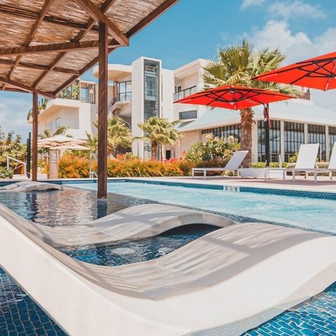 Aruba getaway for 4 w/$400+ in extras