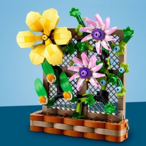四月 LEGO 官网赠品，迷你🌸墙很有春天味道