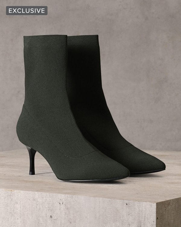 Pointed Toe Sock Boots