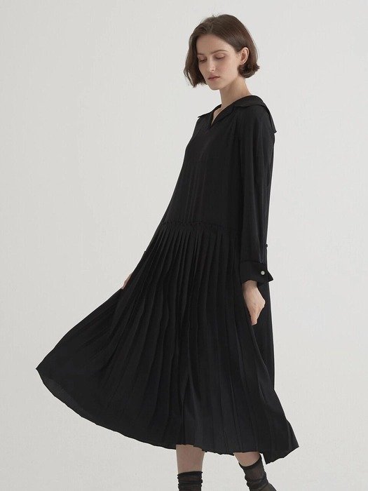 Elly Pleated Dress - Black