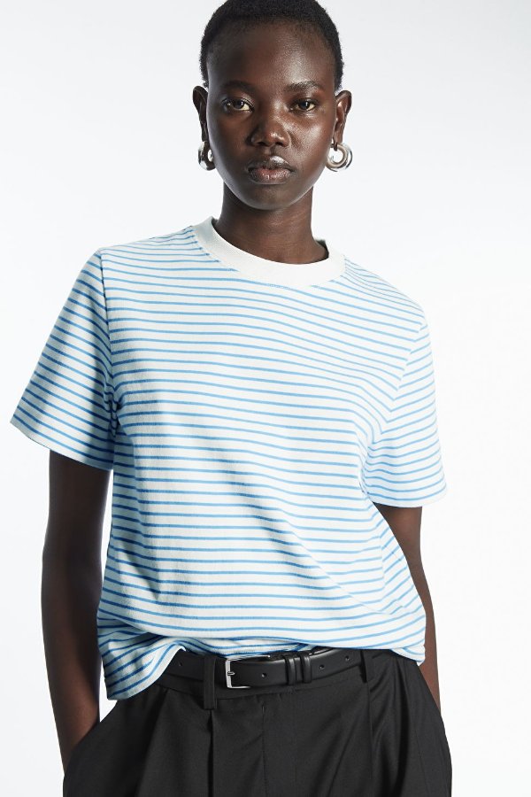 THE CLEAN CUT T-SHIRT - TURQUOISE / WHITE / STRIPED - Tops - COS