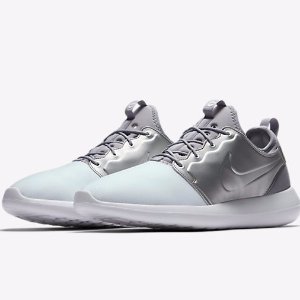 Nike Roshe Two Men's Shoes Sale (White Silver)