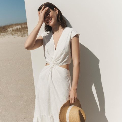 Club Monaco Sale Up to 50% Off