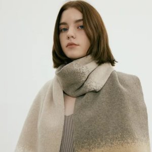 W Concept 围巾闪促 Acne平替 高级感羊毛围巾、英伦风格纹款