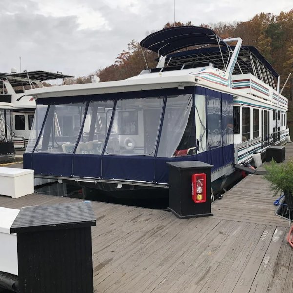 Stay on a Houseboat on Lake Lanier..! - Buford
