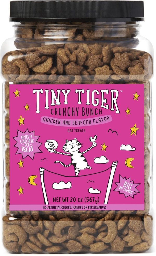 Crunchy Bunch, Fearless Feathers and Gracious Gills, Chicken & Seafood Flavor Cat Treat, 20-oz Jar - Chewy.com