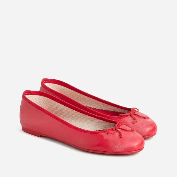 Classic unstructured leather ballet flats
