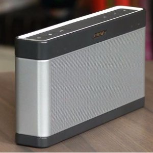 Bose SoundLink III 便携蓝牙音箱 - 银色