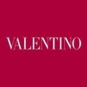 Valentino 全场折扣上线 酷酷女孩必备大牌单品
