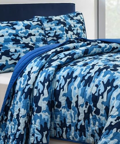 Home & Main Blue & Navy Camouflage Quilt Set