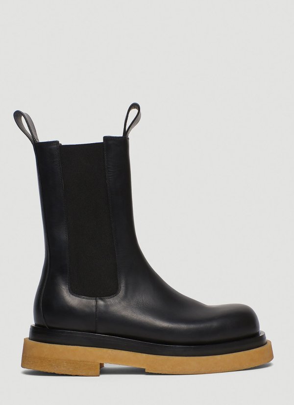 Lug Boots in Black