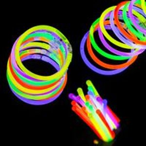 100 Pack Of Etekcity 8" Glow Light Stick Bracelets Necklaces, Mixed Colors (100 Connectors Included)
