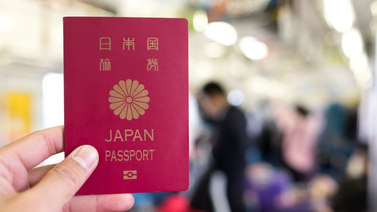 2023 全球护照排行榜出炉，亚洲三国占据榜首 | 亨利护照指数 Henley Passport Index