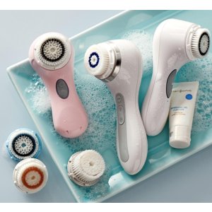 + FREE Brush Head of your choice + 3 Free Samples @ Clarisonic
