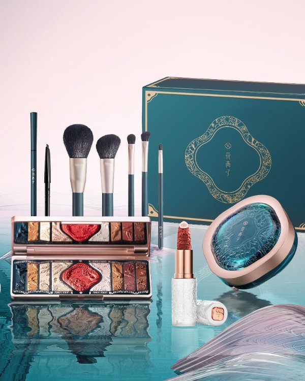 Miss Blossom Makeup Essentials Kit
