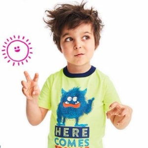OshKosh BGosh 14岁以下新款儿童短袖T恤Doorbuster