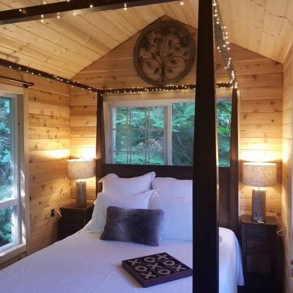 Treehouse Place! Enjoy the forest and wildlife. Featured top 10 treehouse in US! - Snohomish