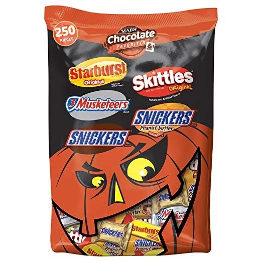 SNICKERS, 3 MUSKETEERS, SKITTLES & STARBURST Halloween Chocolate Candy Variety Mix 95.1-Ounce 250-Piece Bag