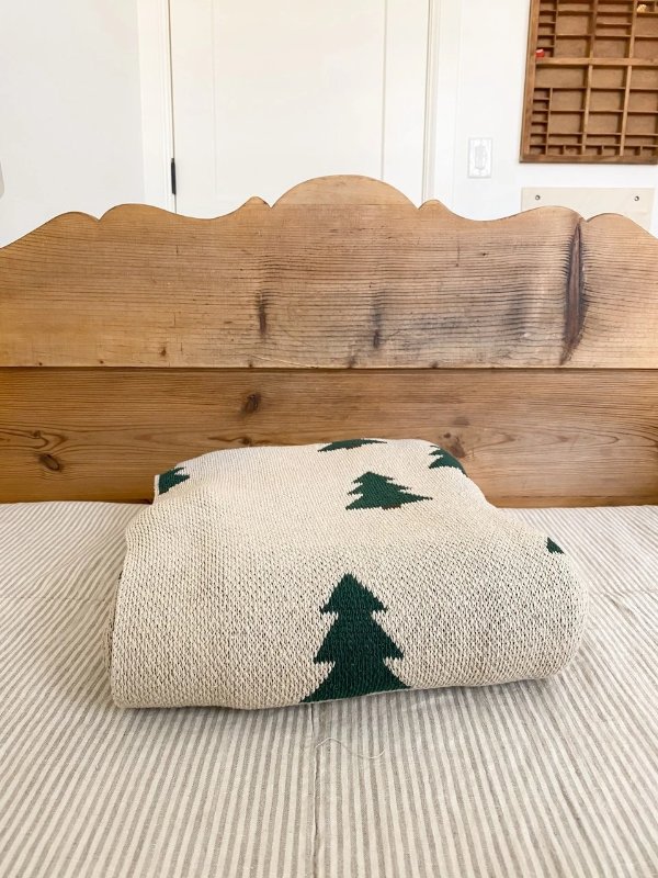Knit Blanket - Pine Tree - FIN - Clearance