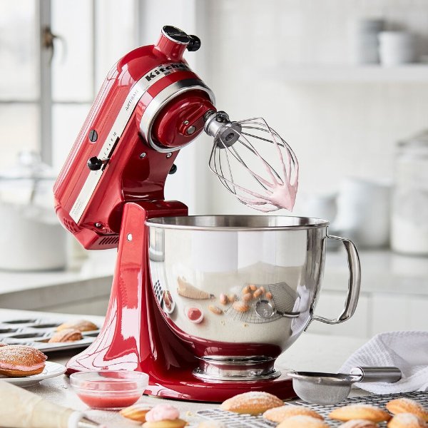 Save up to 20% off on Kitchen Aid Mixers & Attachments @Sur La Table!