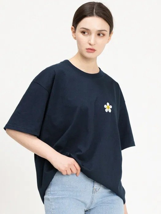 Flower Embroidery Back Logo T-shirt_Navy