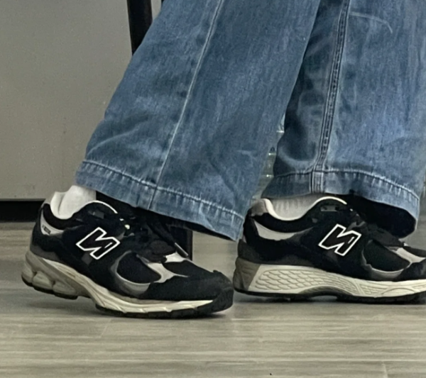 2002R 运动鞋