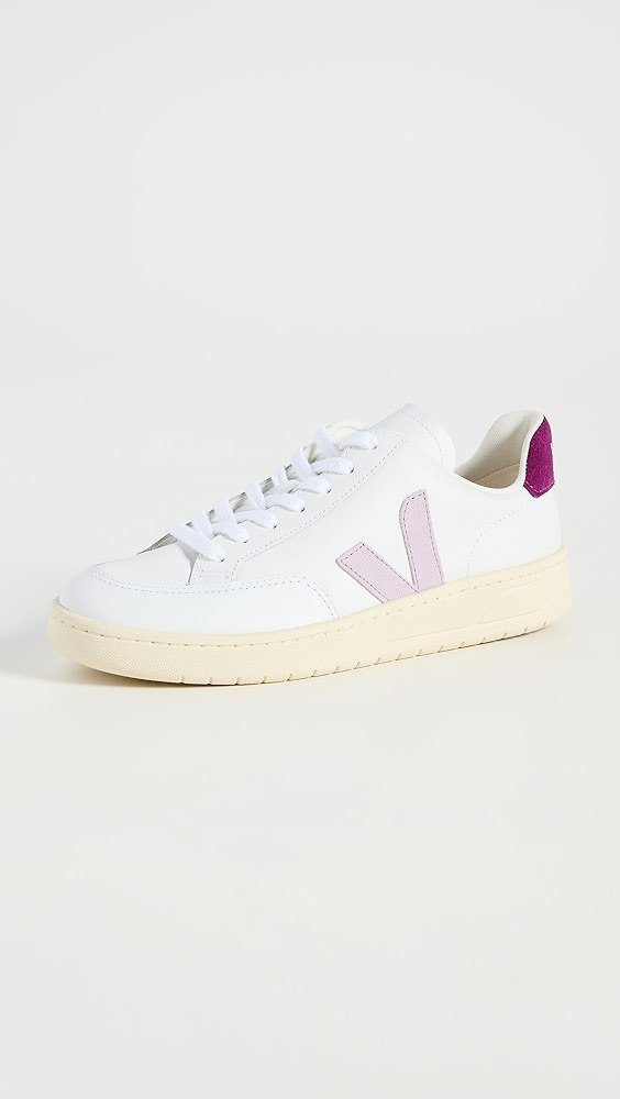 V-12 小白鞋