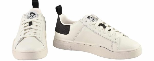 Women's White / Black Sneakers