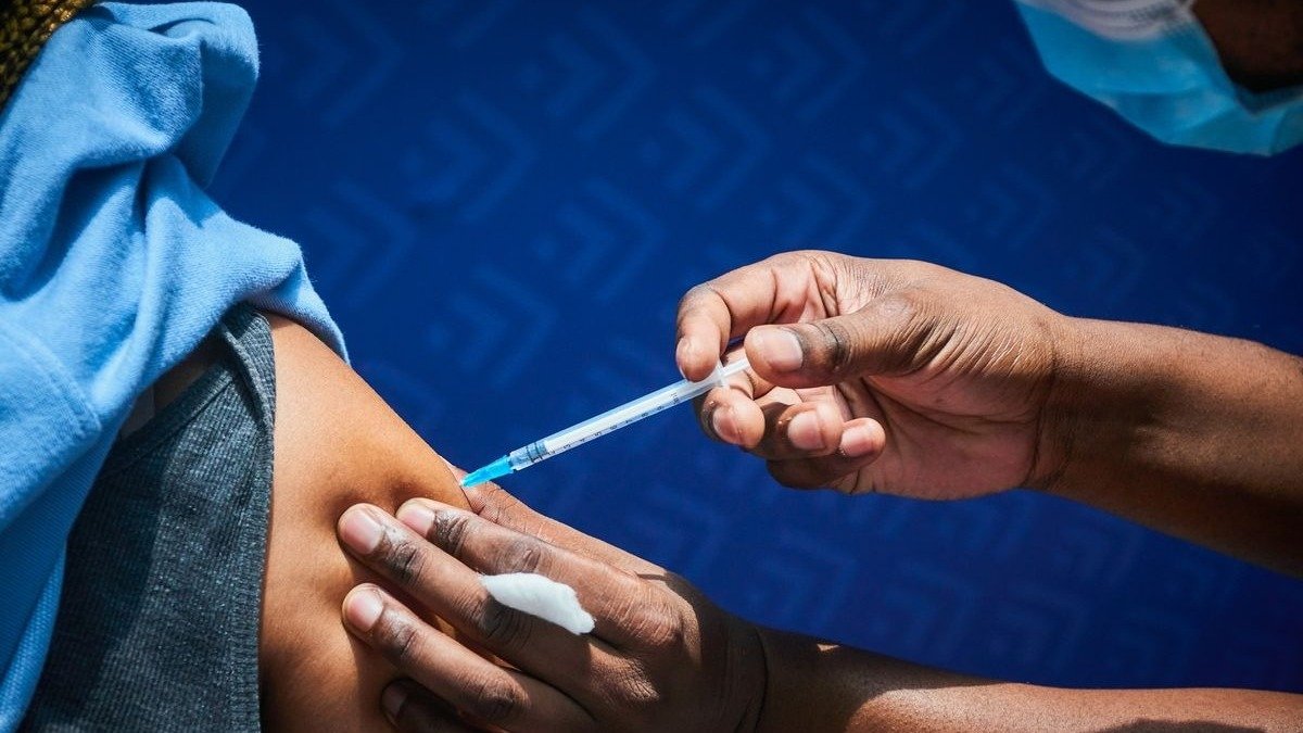 真实世界数据显示，两针辉瑞疫苗对预防Omicron住院有效率为70%