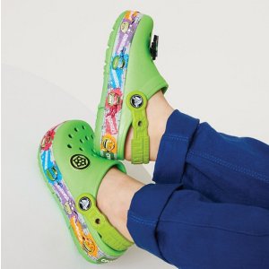 6PM.com 精选Crocs儿童洞洞鞋热卖