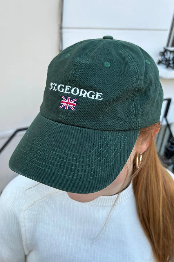 Katherine St. George 帽子
