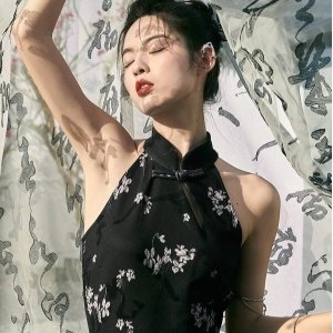 SHEIN 新中式美衣yyds🥰封面印花背心$4 改良旗袍$7起