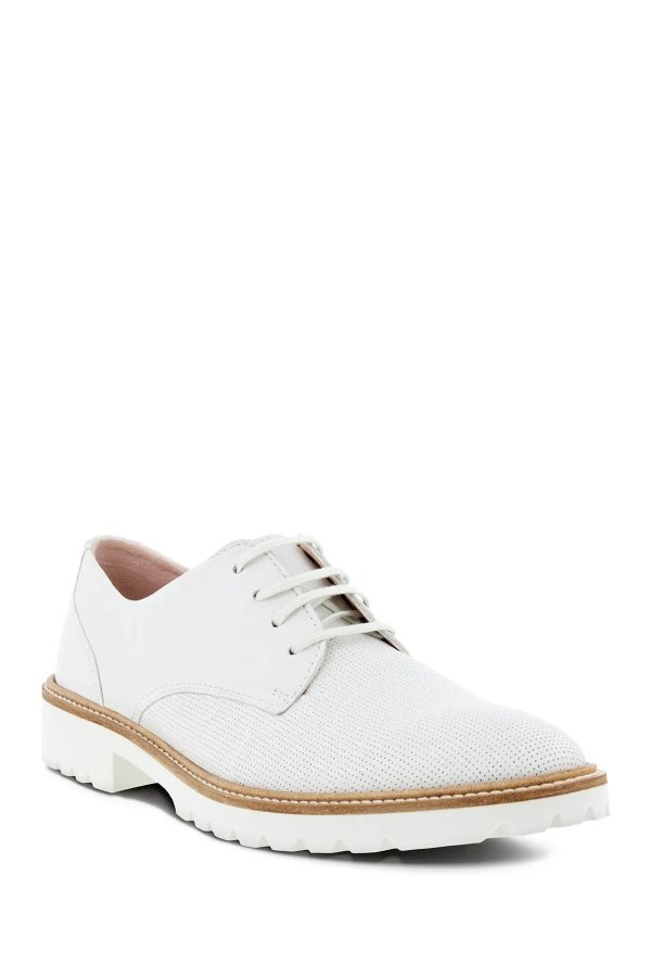 Modern Tailored Oxford Lace Up